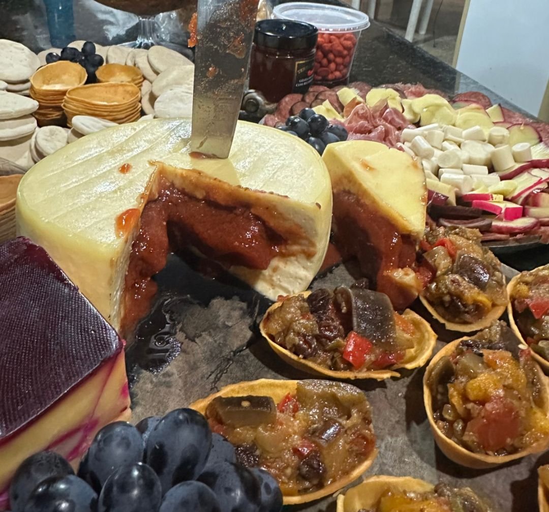 Queijo Minas Trufado Goiabada 1kg